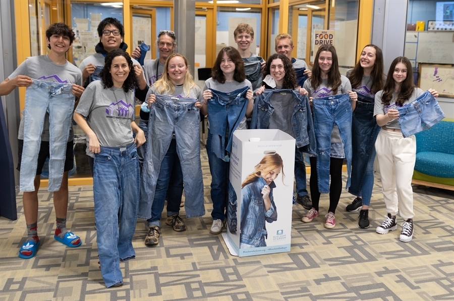Nesbitt Club Collects Jeans for Houses