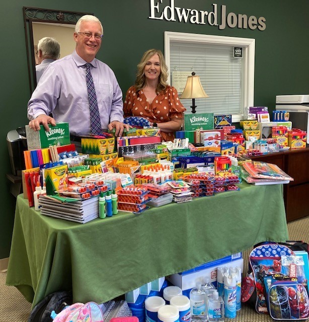 Edward Jones Financial Helps Leicester Students