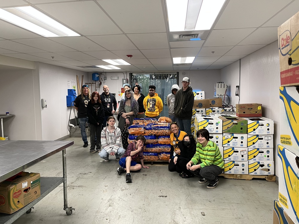 CHS students and staff at Manna Food Bank