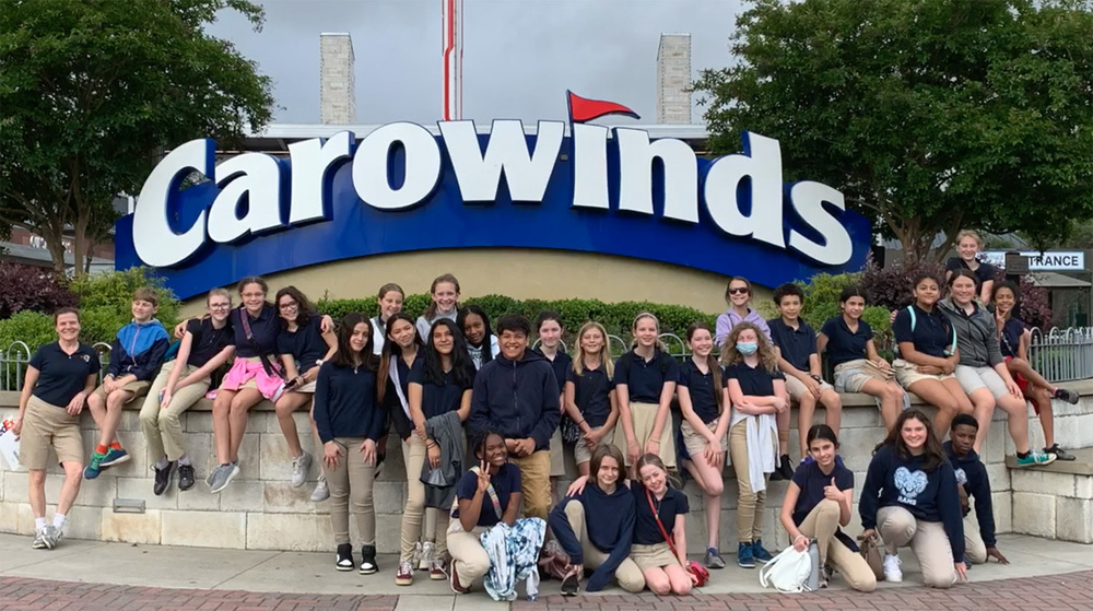 Charles T. Koontz Intermediate Chorus at the Carowinds music competition