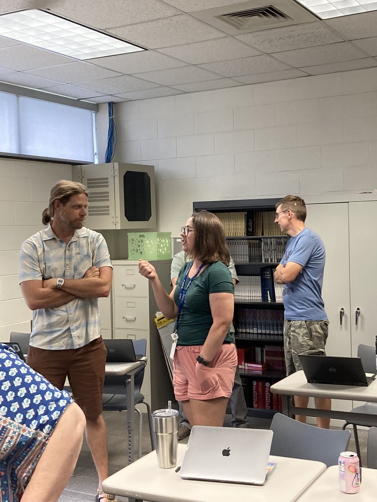 Teachers talking 3